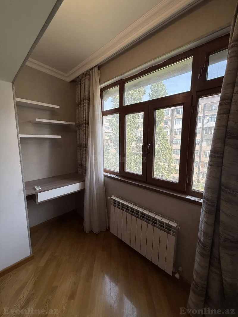 Satılır 2 otaqlı Mənzil Köhnə tikili 65 m² Bakı, Nərimanov r — Mənzil, Bakı (3)