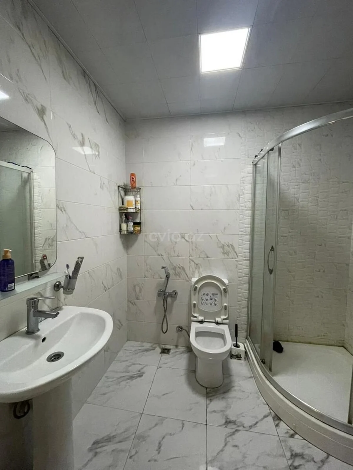 Kirayə 2 otaqlı mənzil 20 Yanvar metrosu yaxınlığında — Mənzil, Bakı (5)