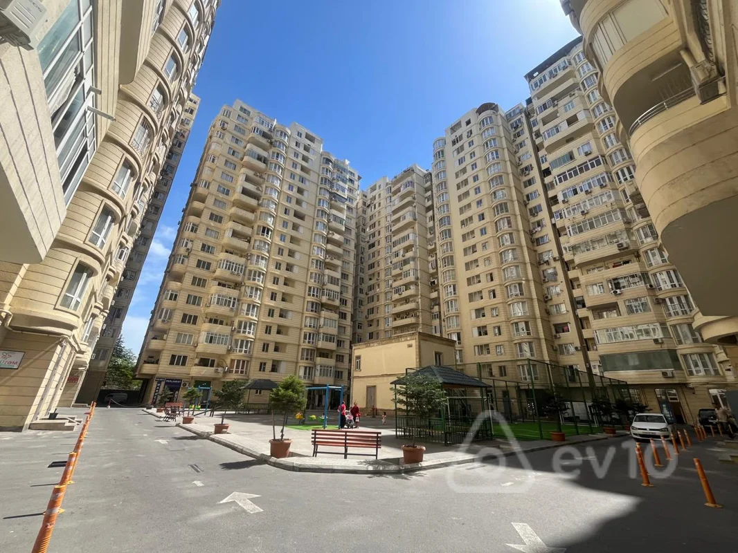 3 otaqlı mənzil, 100 m², Ənvər Hüseyinov küçəsi — Mənzil, Bakı (2)