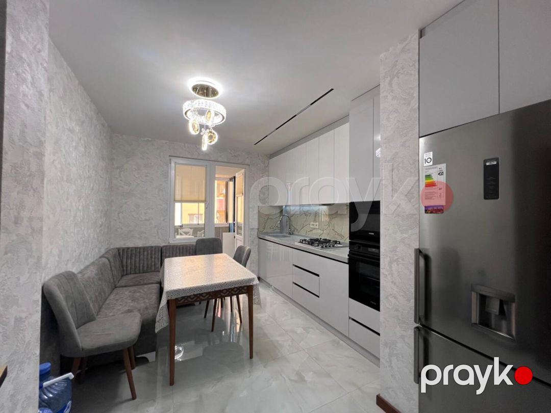 Satılır 5 otaqlı köhnə tikili 110 m² — Mənzil, Bakı (4)