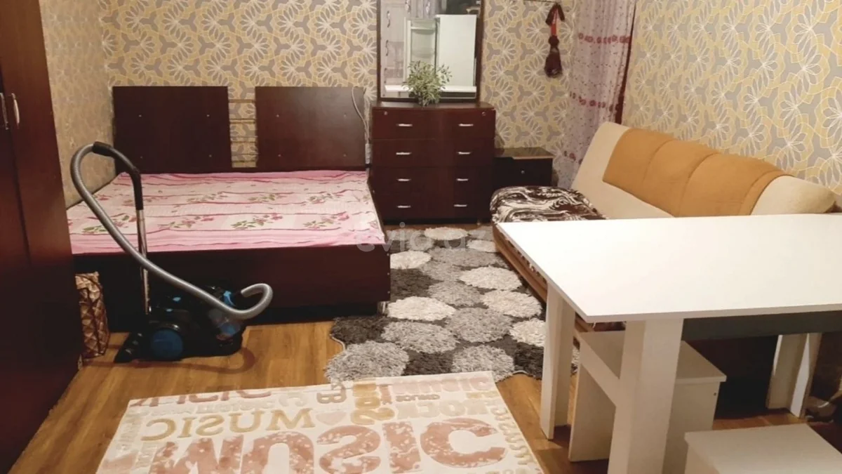 Kirayə 1 otaqlı mənzil 8-ci mikrorayonda — Mənzil, Bakı (2)