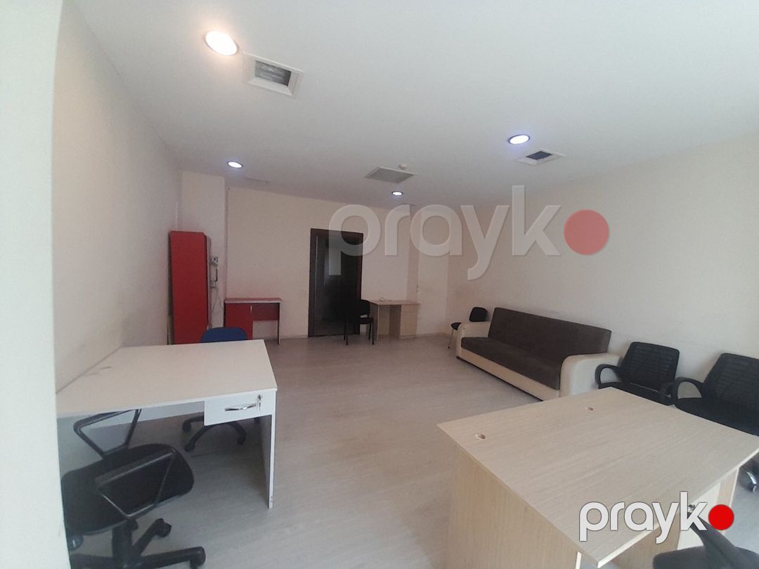 Ofis icarəyə verilir, 30 m², Əhməd Rəcəbli küç., Bakı — Ofis (2)