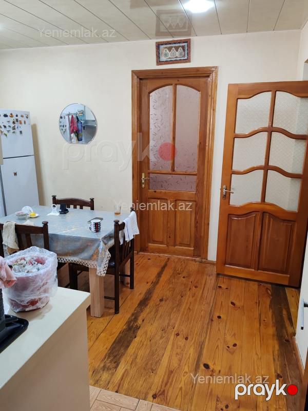 Satılır 6 otaqlı Bina evi menzil (Köhnə tikili), 110 m², Binəqədi rayonu — Mənzil, Bakı (6)
