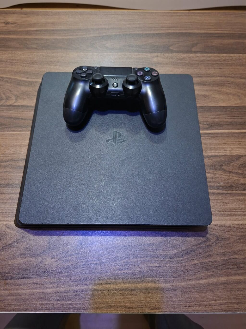 Ps 4 tezeden secilmir 1 ojinal pult İcinde 6.7 bahali oyun yazilib — Oyun konsolları, Digah (2)