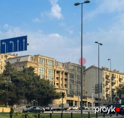 Satılır 2 otaqlı köhnə tikili 65 m² — Bakı