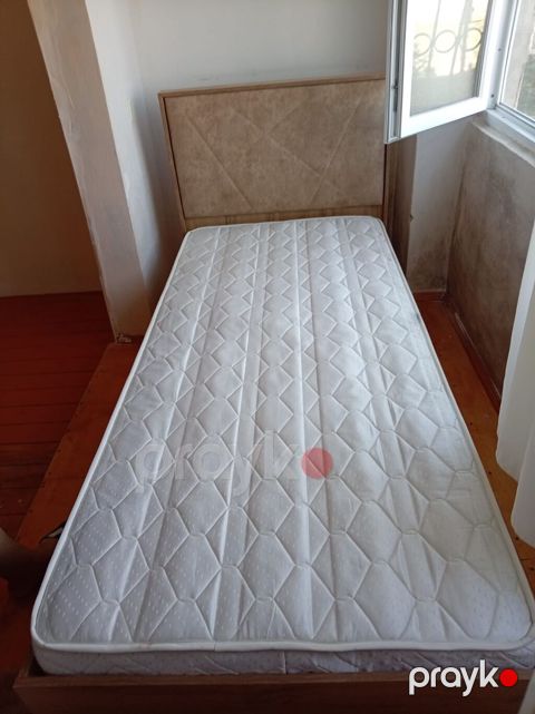Tek nəfərlik çarpayı və döşək dəsti - Ölçü: təxmini 90×190 sm (tək — Digah
