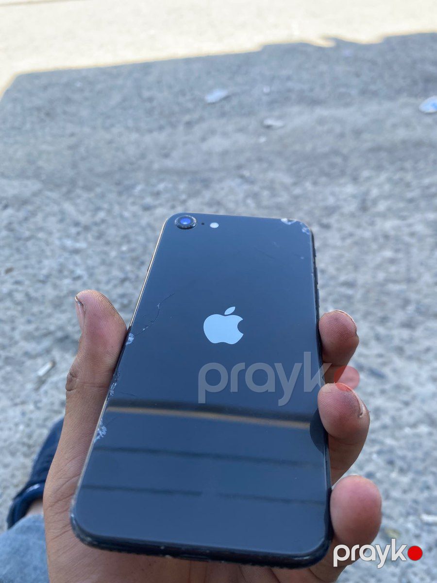 Apple iPhone SE (2020) Black 64GB/3GB — Smartfonlar, Bakı (2)