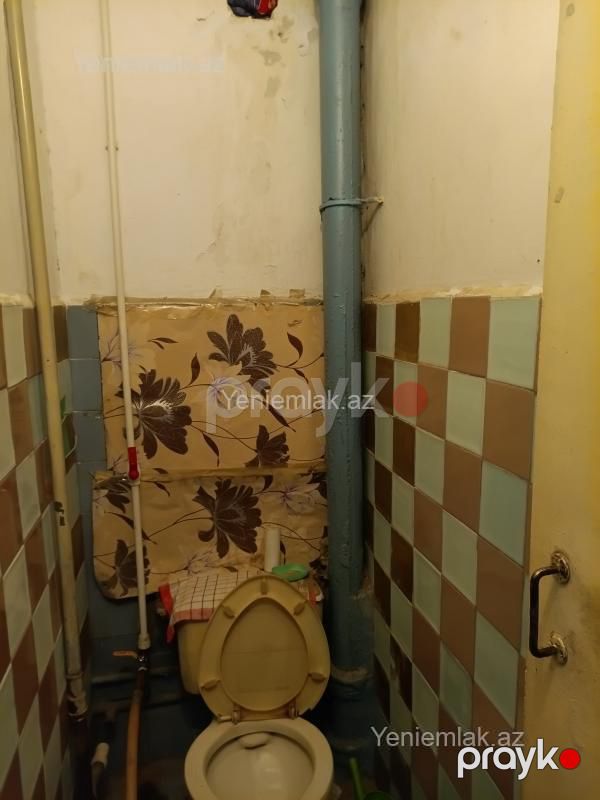 Satılır 4 otaqlı Bina evi menzil (Köhnə tikili), 84 m², 17-ci mikrorayon — Mənzil, Sumqayıt (11)