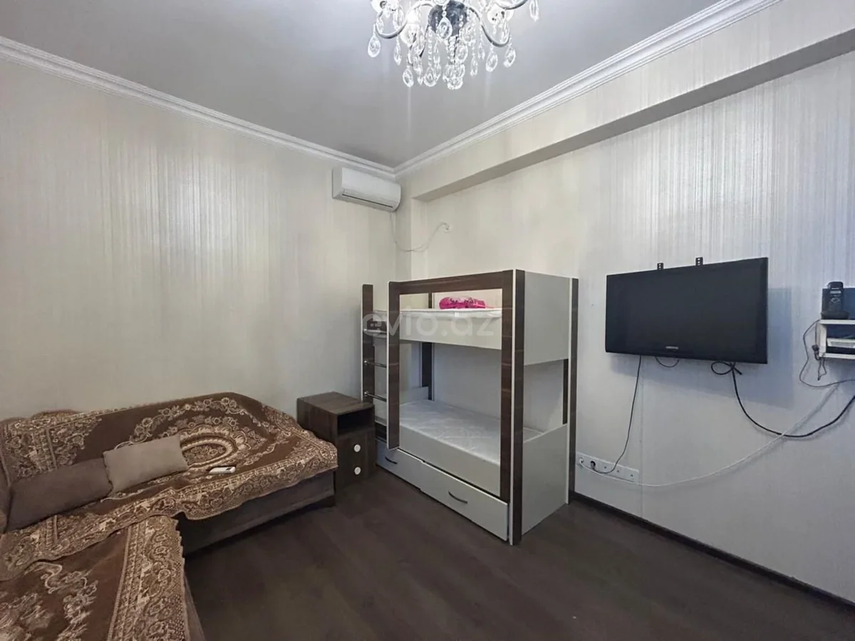 Kirayə 3 otaqlı mənzil İnşaatçılar metrosu yaxınlığında — Mənzil, Bakı (3)