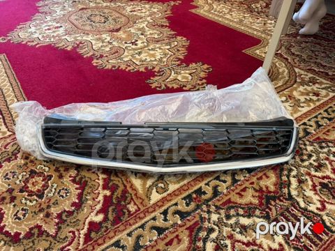 Avtomobil üçün ön radiator barmaqlığı - Rəng: qara (bal pətəyi — Bakı