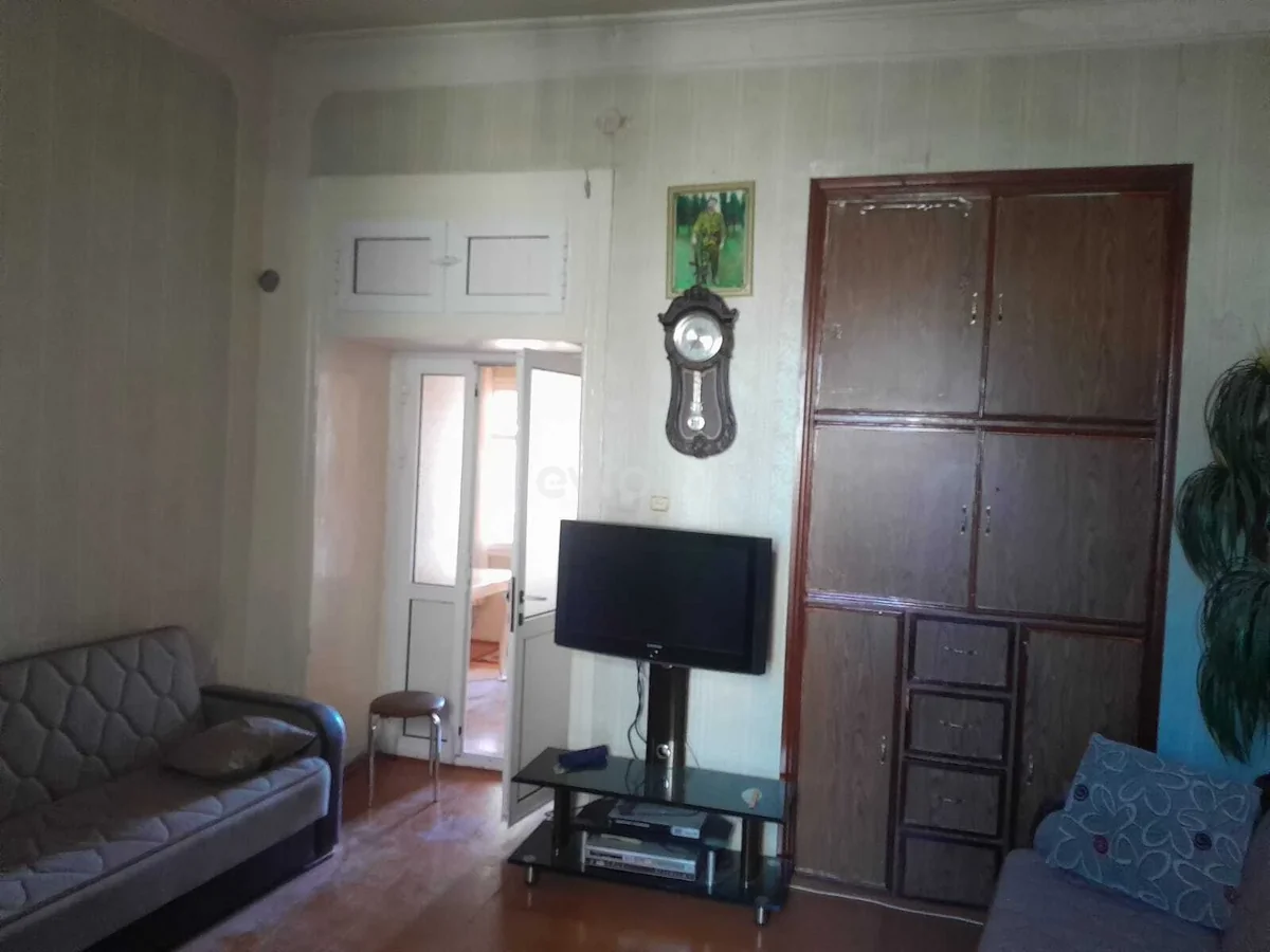 Kirayə 2 otaqlı mənzil 28 May metrosu yaxınlığında — Mənzil, Bakı (2)