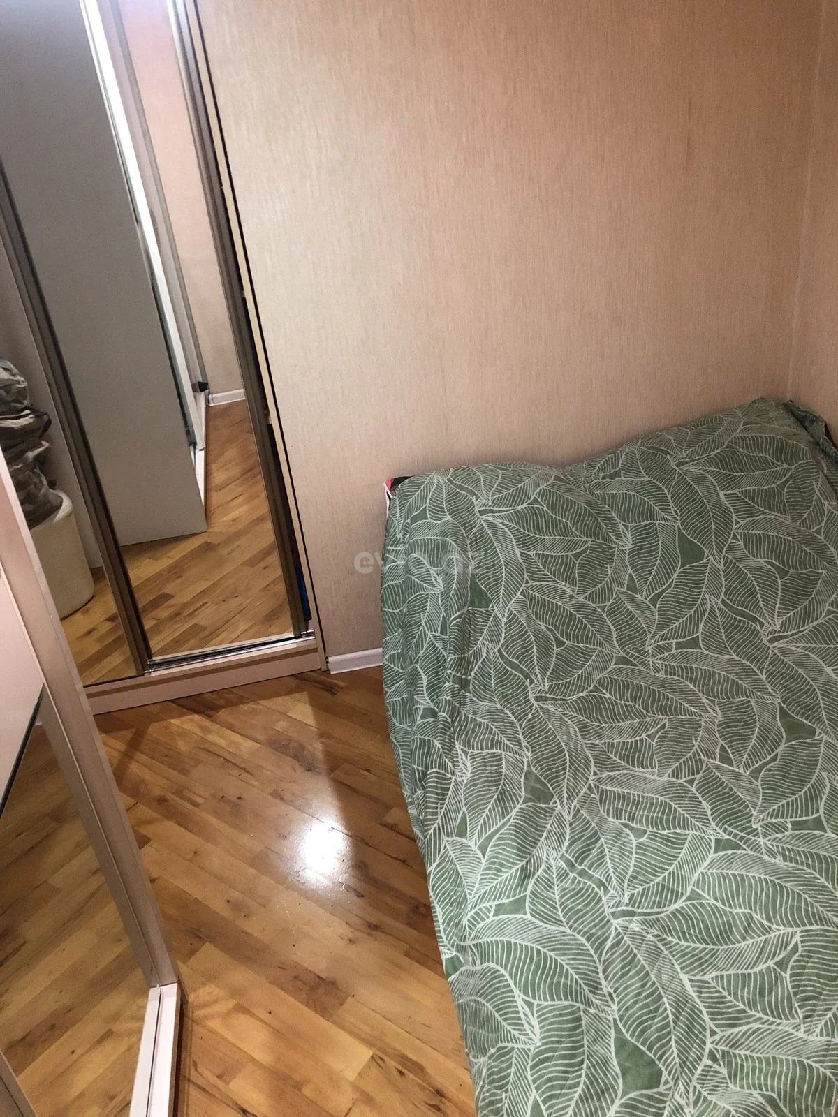 Kirayə 3 otaqlı mənzil İnşaatçılar metrosu yaxınlığında — Mənzil, Bakı (4)
