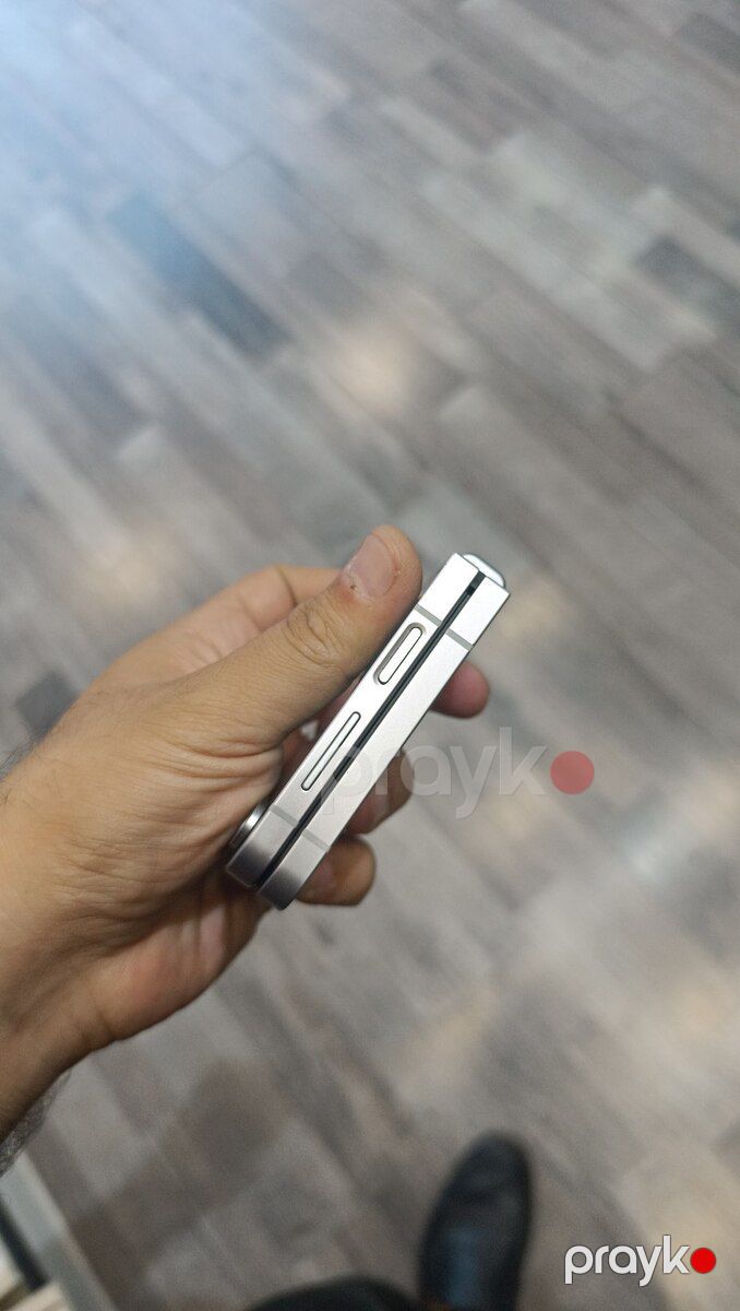 Samsung Galaxy Z Flip 6 Silver Shadow 256GB/12GB — Smartfonlar, Bakı (6)