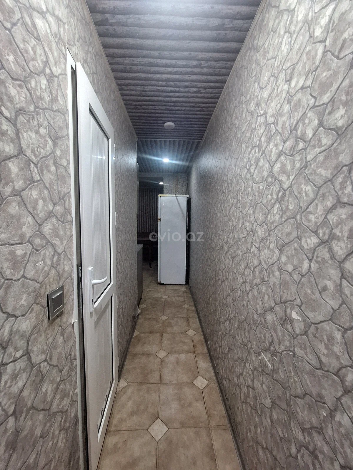 Kirayə 1 otaqlı mənzil İnşaatçılar metrosu yaxınlığında — Mənzil, Bakı (11)