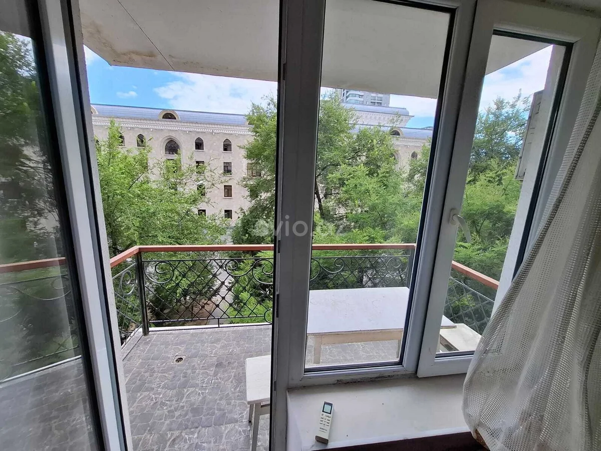Kirayə 1 otaqlı mənzil 28 May metrosu yaxınlığında — Mənzil, Bakı (5)