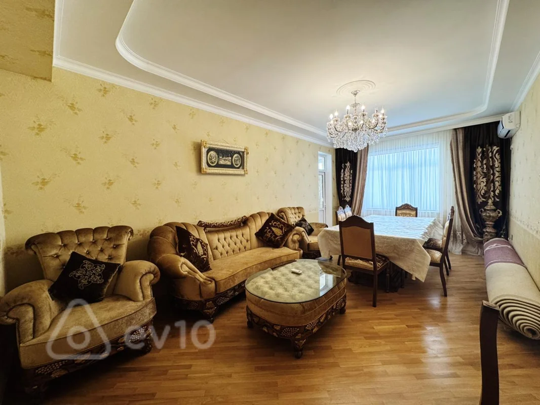 4 otaqlı mənzil, 140 m², Həsən bəy Zərdabi kç — Bakı