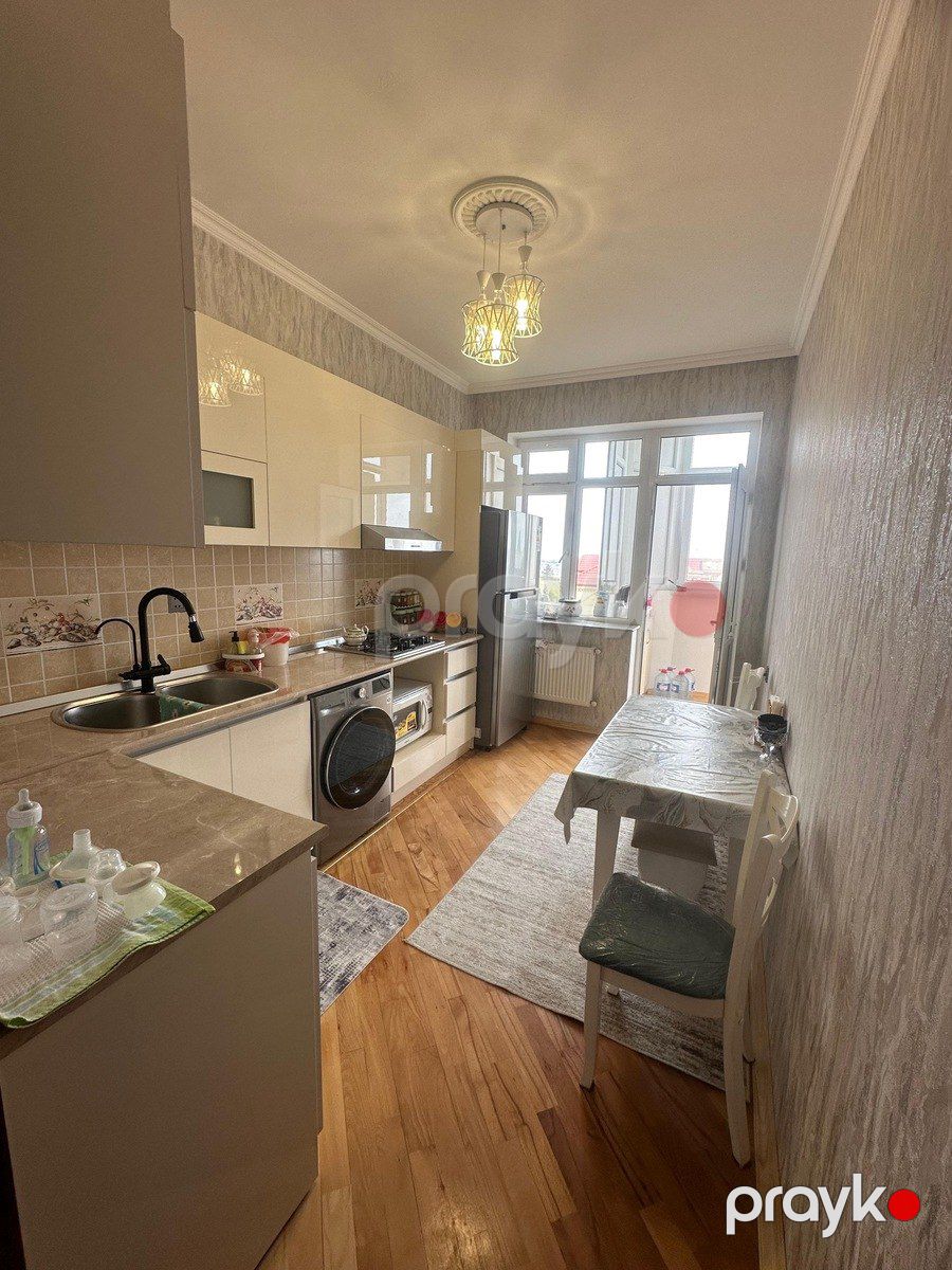 Satılır 2 otaqlı köhnə tikili 86 m² — Mənzil, Bakı (3)