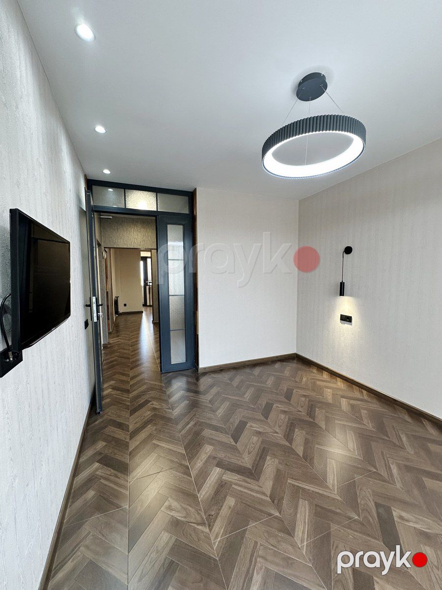 Satılır 2 otaqlı köhnə tikili 55 m² — Mənzil, Bakı (2)