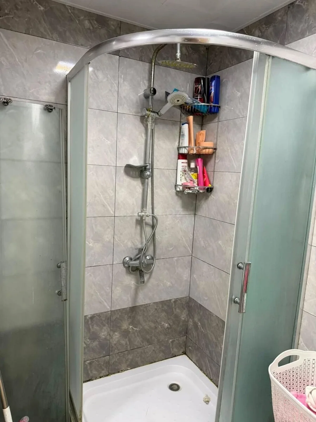 Kirayə 3 otaqlı mənzil Həzi Aslanov metrosu yaxınlığında — Mənzil, Bakı (5)