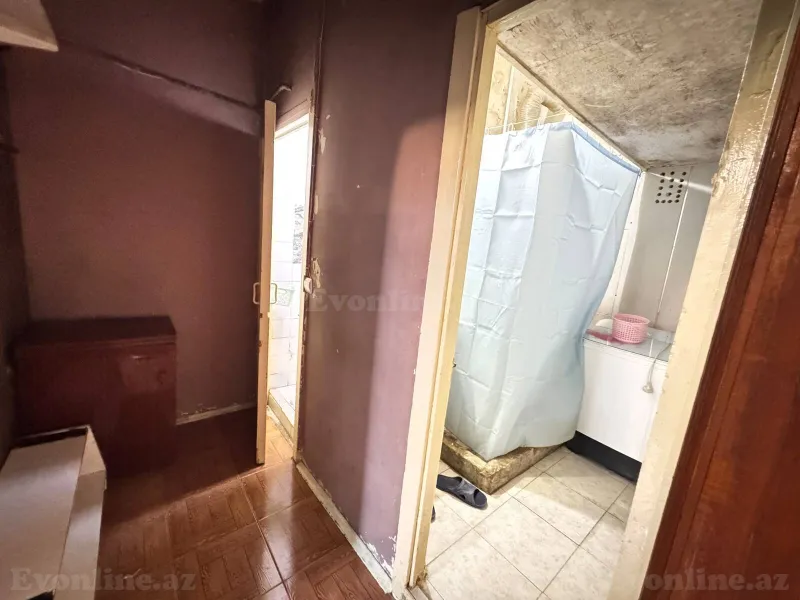 Satılır 1 otaqlı Mənzil Köhnə tikili 40 m² Bakı, Nəsimi r., 8 Noyabr m — Mənzil, Bakı (5)