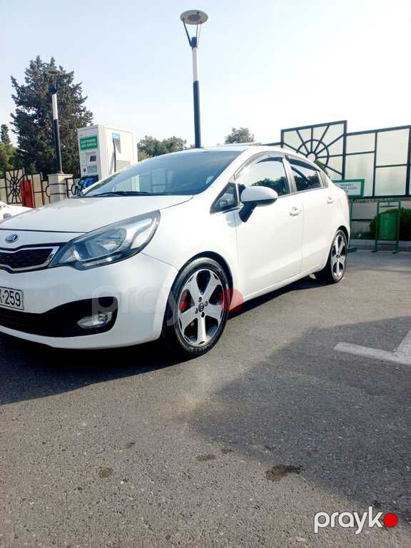 Kia Rio, 1.6 L, 2013 il, 388 888 km — Avtomobillər, Bakı (5)