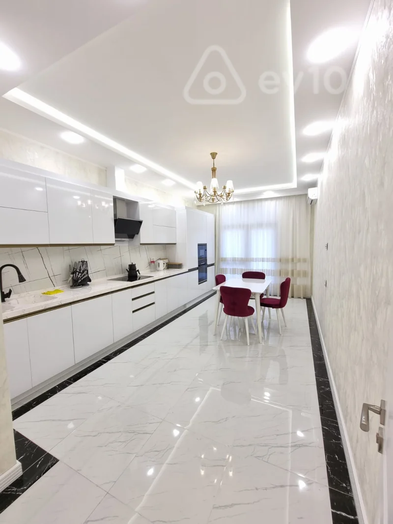 3 otaqlı mənzil, 145 m², Cəfər Cabbarlı 34 — kirayə — Mənzil, Bakı (8)