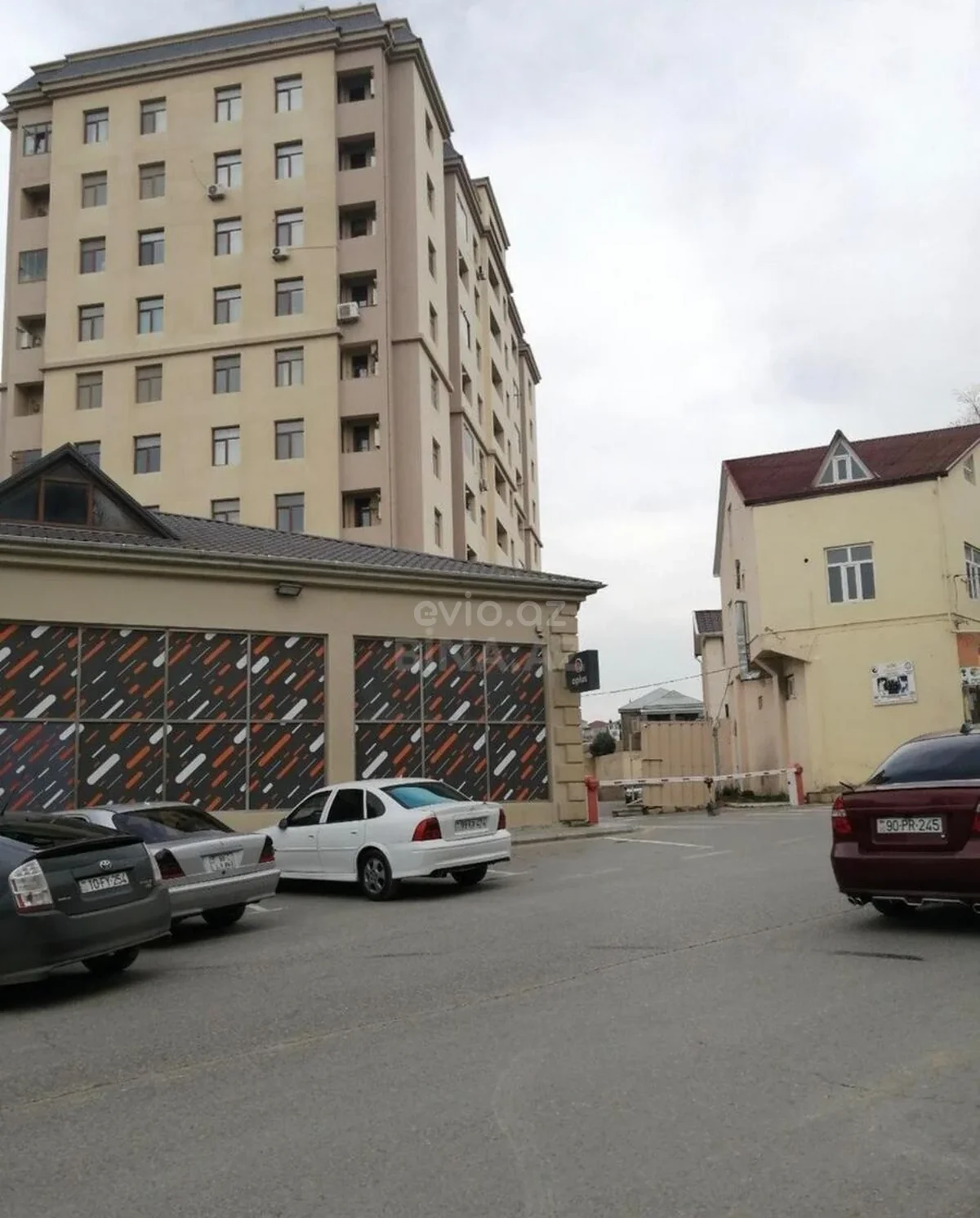3 otaqlı tam təmirli mənzil satılır Ramana qəsəbəsində — Mənzil, Bakı (11)