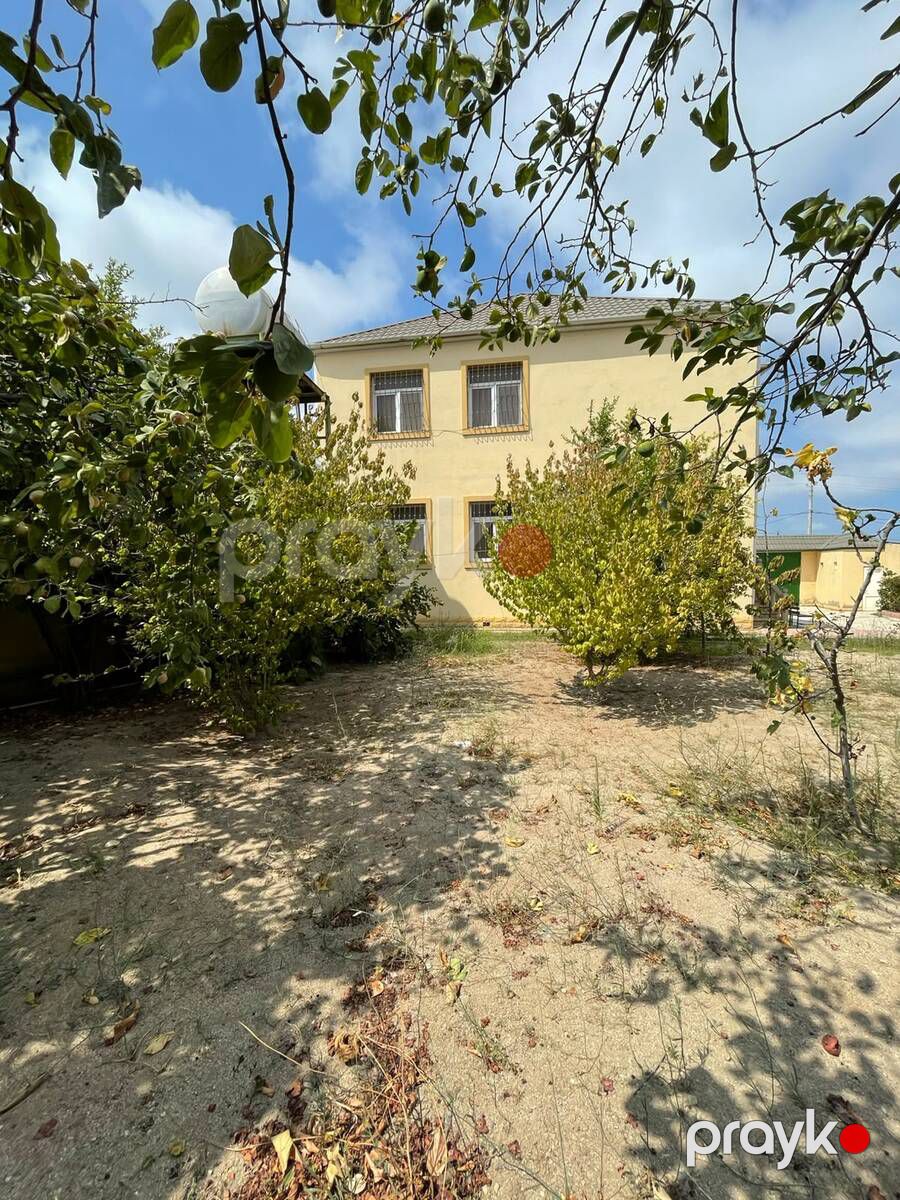 Satılır 5 otaqlı həyət evi/bağ evi 230 m² — Ev, villa, Bakı (2)