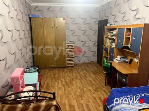 Satılır 3 otaqlı köhnə tikili 72.6 m² — Bakı