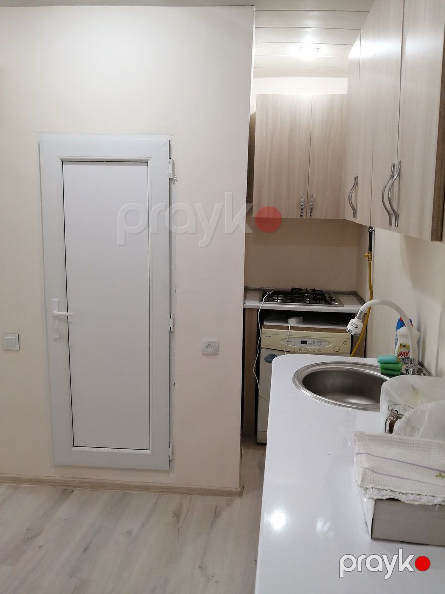 İcarəyə verilir 1 otaqlı köhnə tikili 23 m² — Mənzil, Bakı (3)