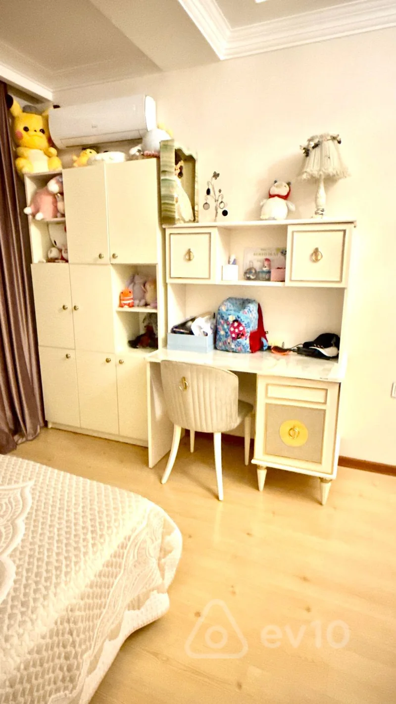 3 otaqlı mənzil, 185 m², Bakı, Bakı şəhəri, Mohsun Senani 106 — kirayə — Mənzil, Bakı (6)