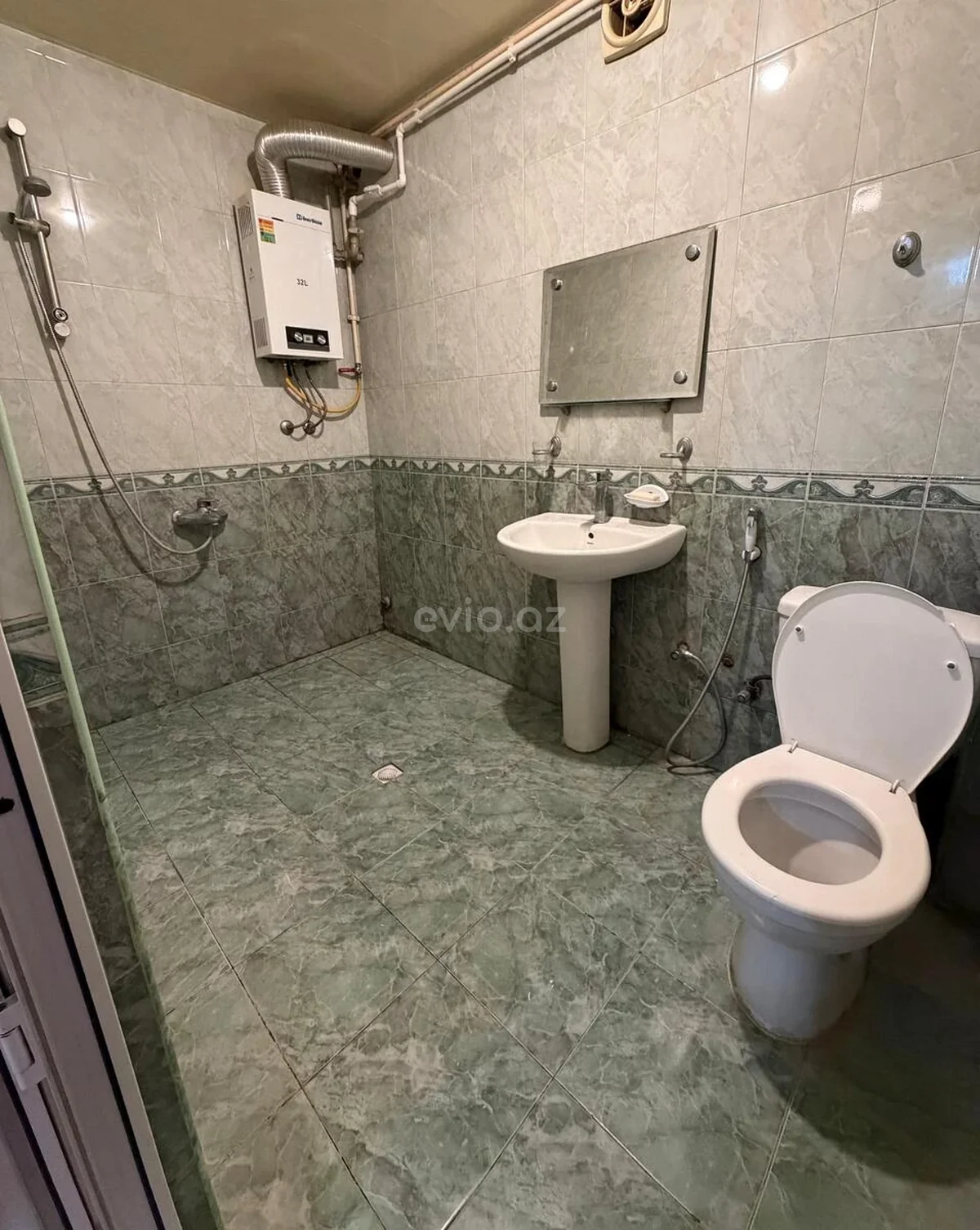 Kirayə 3 otaqlı mənzil Avtovağzal metrosu yaxınlığında — Mənzil, Bakı (10)