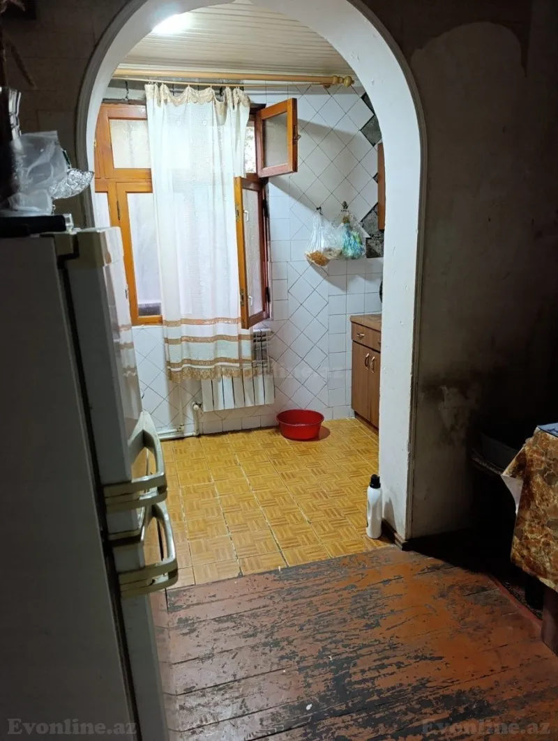 Satılır 2 otaqlı Mənzil Köhnə tikili 55 m² Bakı, Nəsimi r., Memar Əcəmi m., 4-cü mikrorayon — Mənzil, Bakı (7)