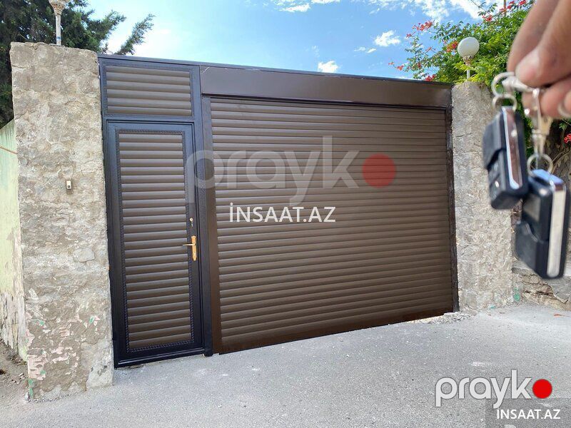 Stone az jaluz qapilar — Pəncərələr, qapılar, balkonlar, Bakı (6)