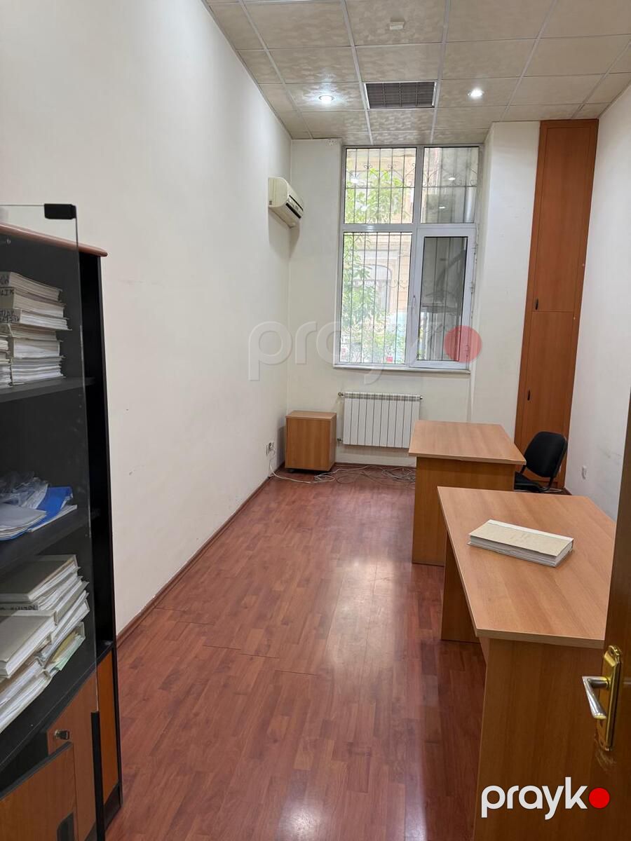İcarəyə verilir 8 otaqlı ofis 235 m² — Ofis, Bakı (6)