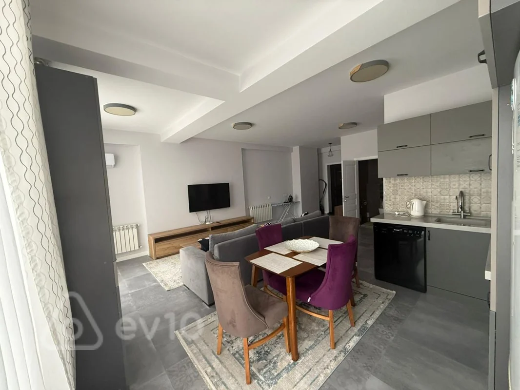 3 otaqlı mənzil, 100 m², Qurban Abbasov küçəsi — kirayə — Mənzil, Bakı (4)