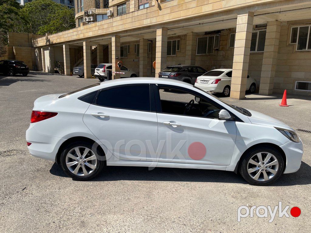 Hyundai Accent, 1.6 L, 2012 il, 306 500 km — Avtomobillər, Bakı (8)