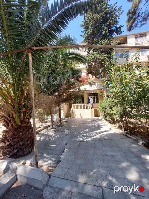 Satılır 4 otaqlı köhnə tikili 100 m² — Bakı