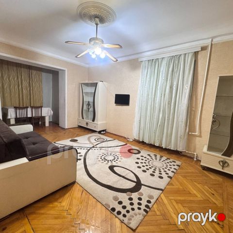 İcarəyə verilir 2 otaqlı köhnə tikili 60 m² — Bakı