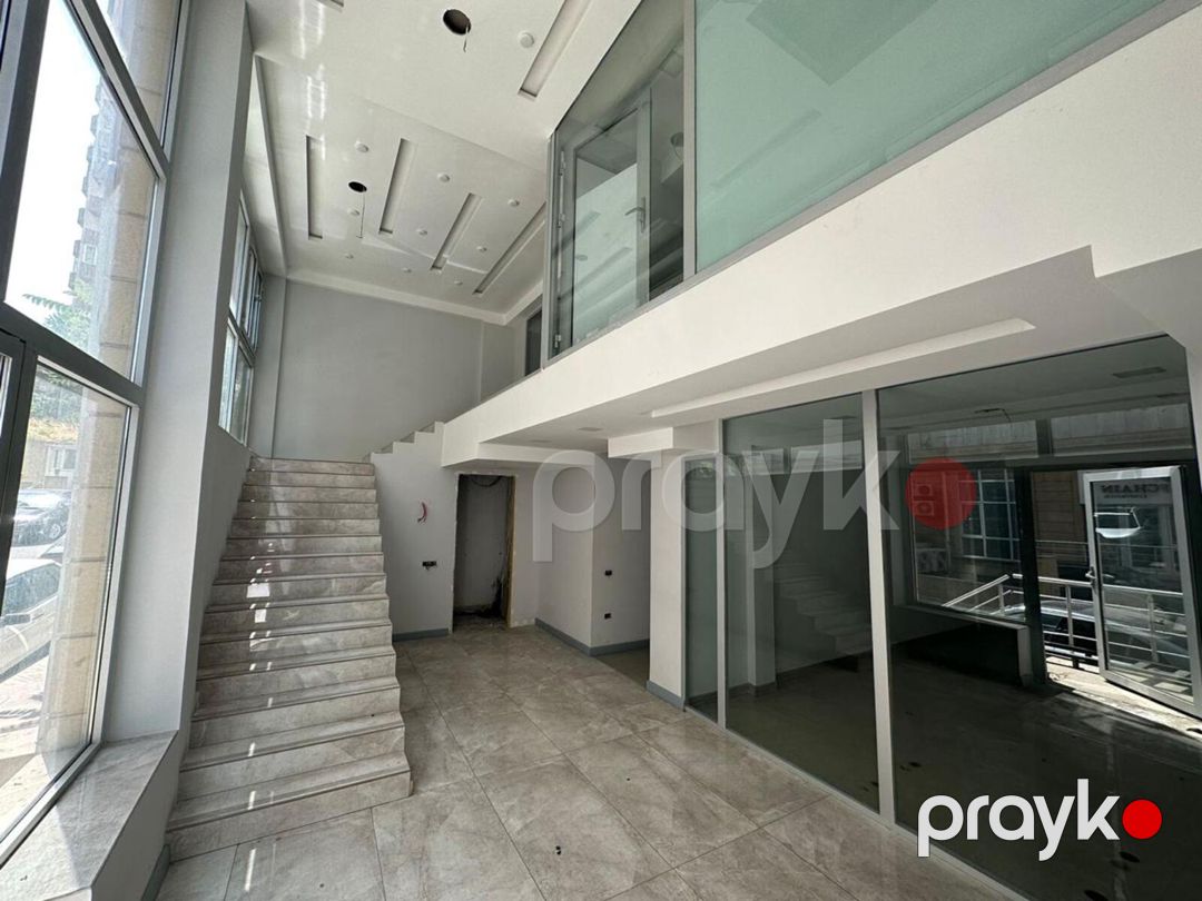 Satılır obyekt 135 m² — Əmlak, Bakı (3)