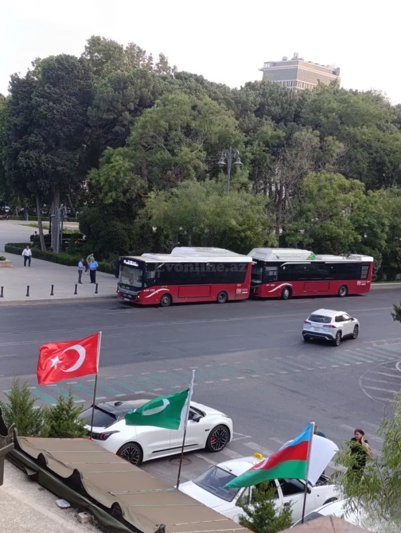 Satılır 1 otaqlı Mənzil Köhnə tikili 36 m² Bakı, Nəsimi r., 28 May m — Bakı