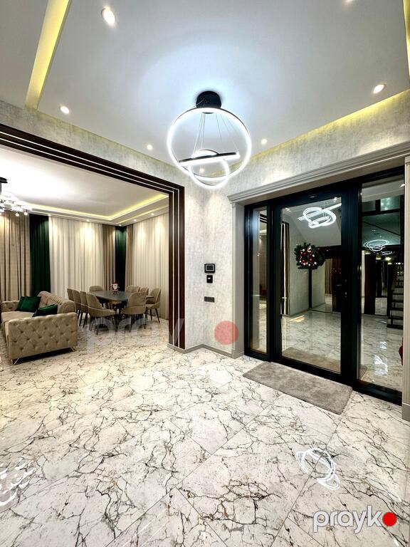 Satılır 5 otaqlı həyət evi/bağ evi 300 m² — Ev, villa, Bakı (11)