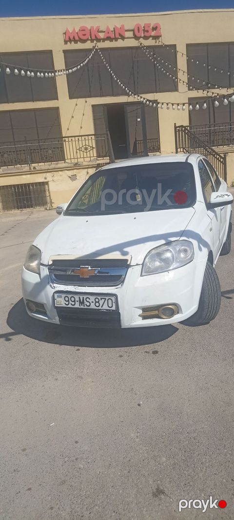 Chevrolet Aveo: 1.5 l 2012 il 147945 km Sedan — Digah