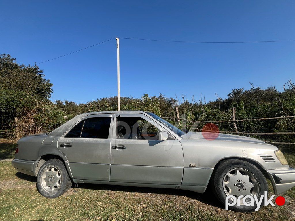 Mercedes E 300, 3.0 L, 1994 il, 694 800 km — Avtomobillər, Qəbələ (5)