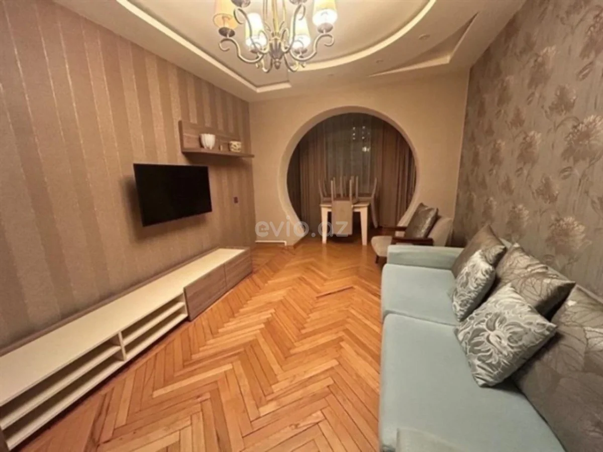 Kirayə 3 otaqlı mənzil Şah İsmayıl Xətai metrosu yaxınlığında — Mənzil, Bakı (2)