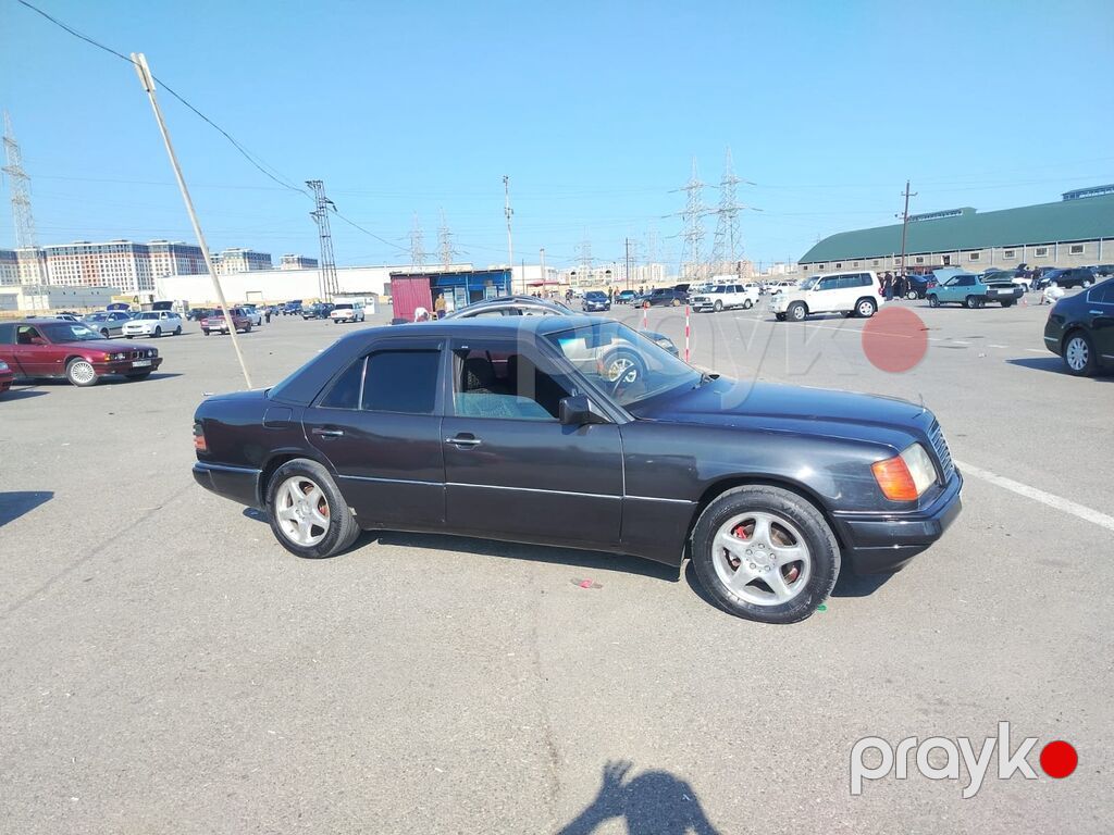 Mercedes-Benz E 200: 2 l 1991 il Sedan — Avtomobillər, Bakı (3)