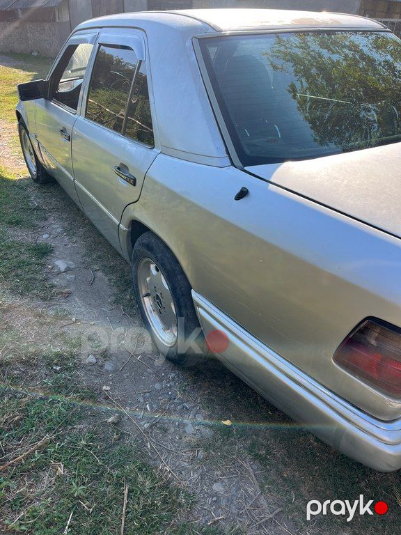 Mercedes E 300, 3.0 L, 1994 il, 694 800 km — Avtomobillər, Qəbələ (4)