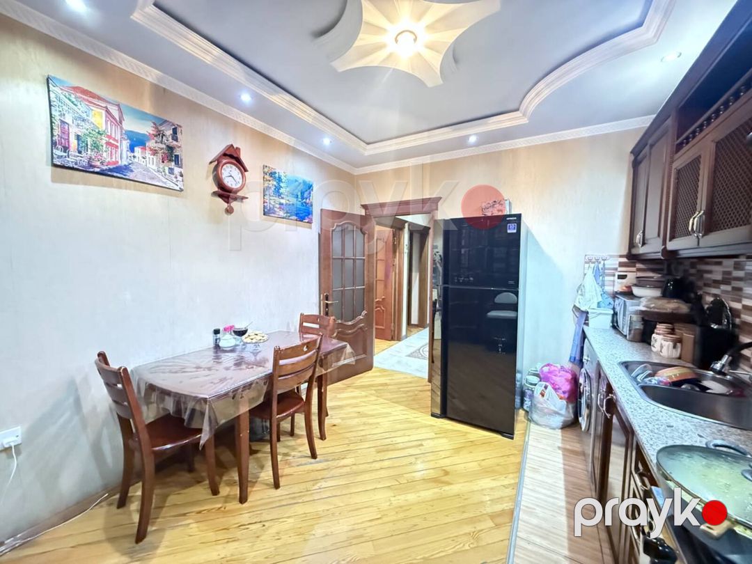 Satılır 5 otaqlı köhnə tikili 130 m² — Mənzil, Bakı (7)