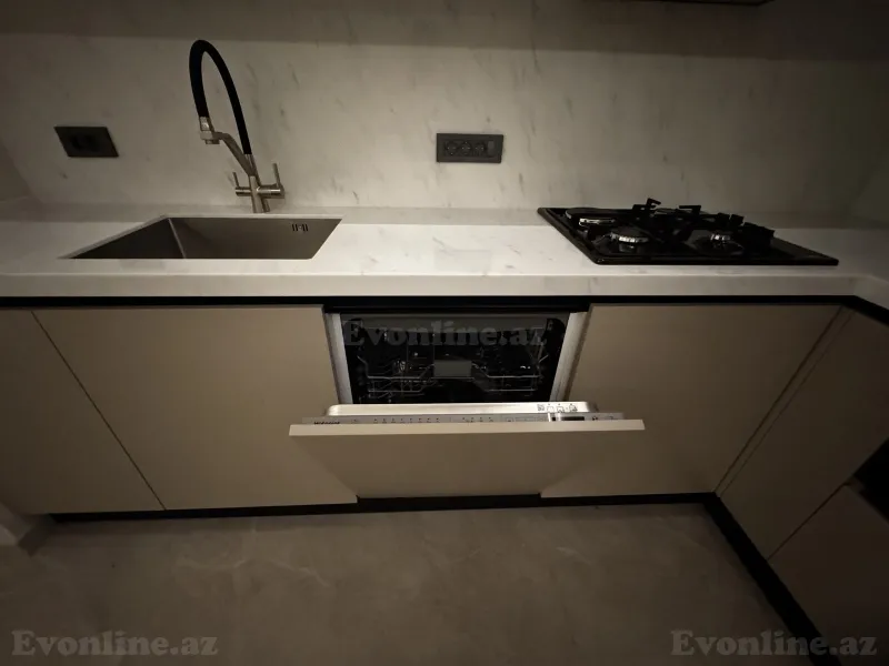 Kirayə verilir 3 otaqlı Mənzil Yeni tikili 92 m² Bakı, Nəsimi r., 28 May m — Mənzil, Bakı (7)