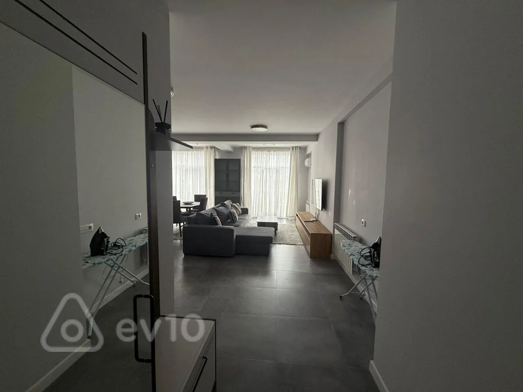 3 otaqlı mənzil, 100 m², Qurban Abbasov küçəsi — kirayə — Mənzil, Bakı (2)